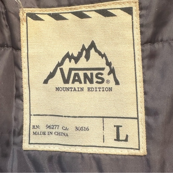 SALE!!! Rutherford Mountain Edition winter jacket. 3 - Picture 10 of 17